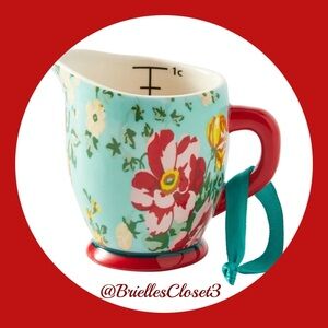 2020 RARE 🌸 New Pioneer
Woman Vintage Floral Measuring Cup Christmas Ornament